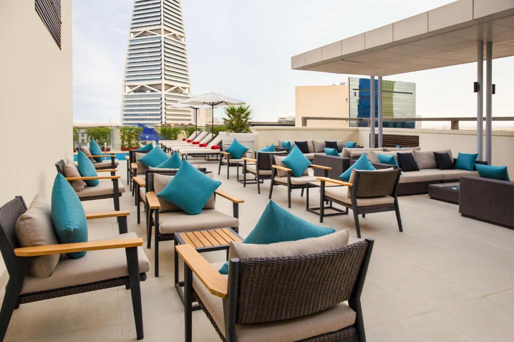 Terrazza con vista sulla skyline